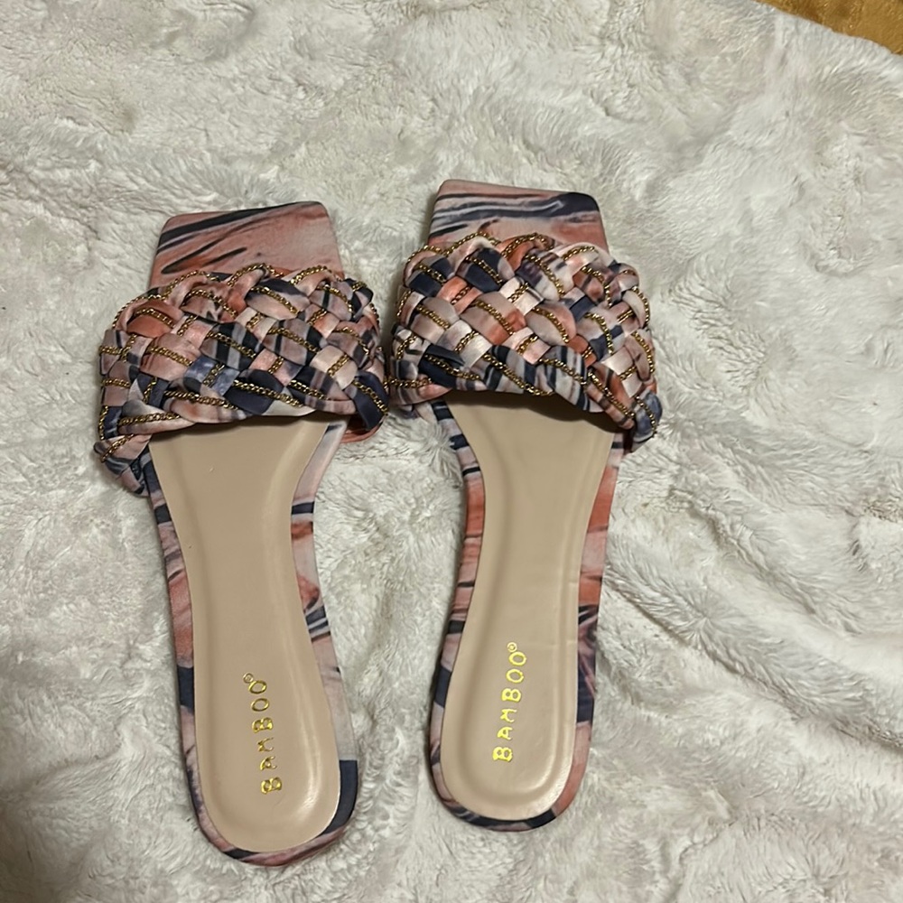 Sandal